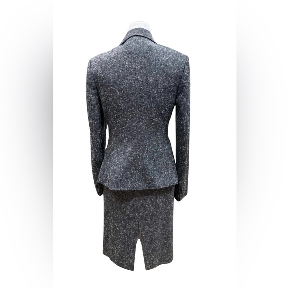 🖤Koton Elegant Two-Piece Gray & White Skirt Suit with Fuchsia Lining | Size 4🖤 - Picture 4 of 8